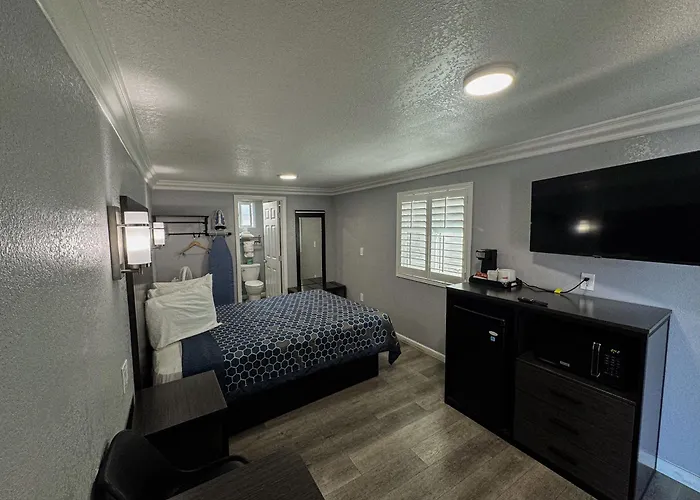 Sea Garden Inn